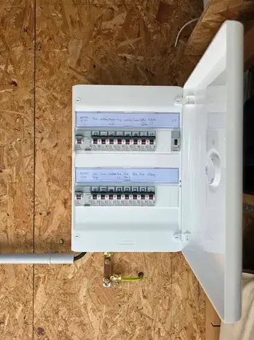 installateur de borne de recharge électrique voiture Plouha-1
