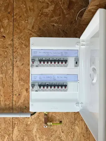 rénovation électrique à Lanvollon - image 3